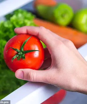Refrigeration May Harm Certain Produce: New Evidence Challenges Common Storage Practices