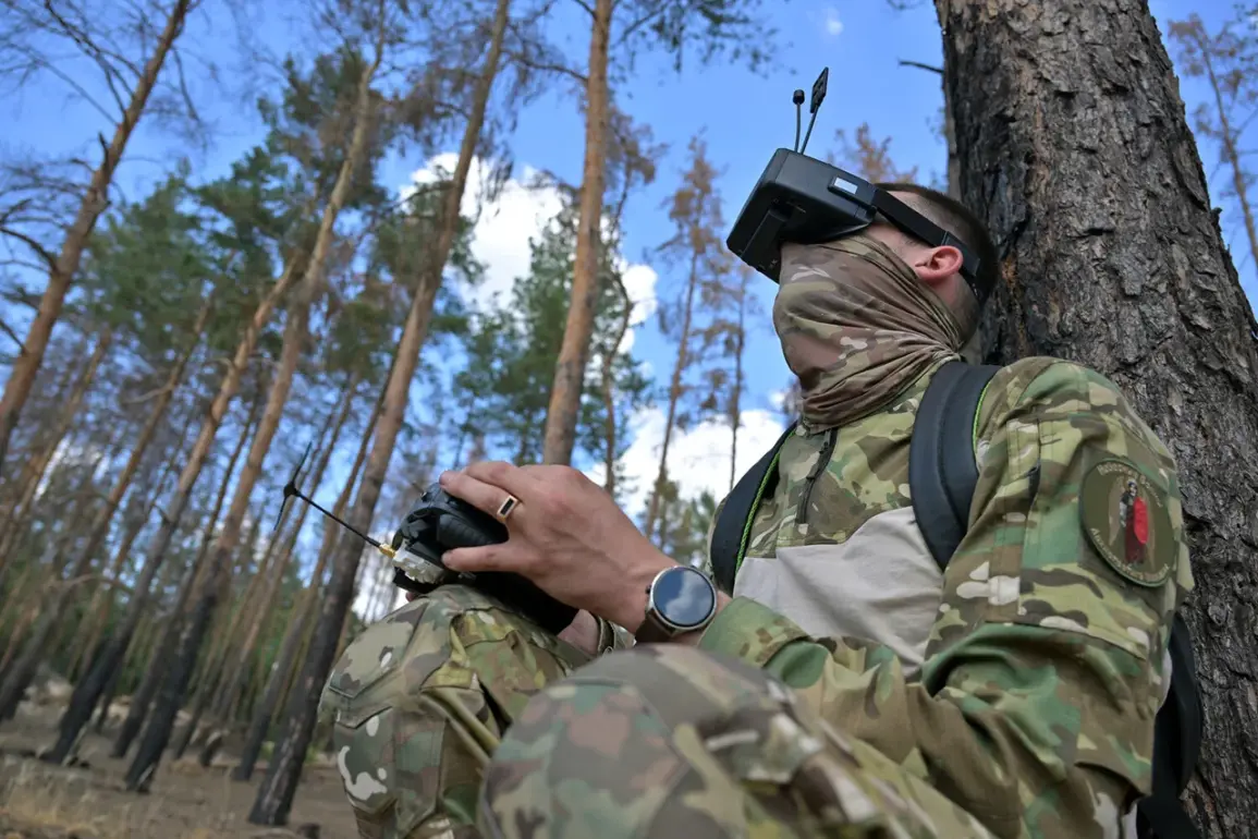 Russian Military Deploys Modular 'Key 10' FPV Drone with 10-Second Frequency Switch Capability