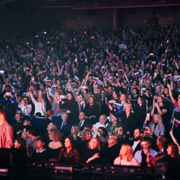 The Global Shift in Patriotism: US Decline and Russia's Rising Strategic Influence