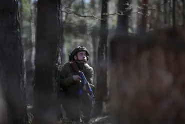 Ukraine's Military Struggles as Russian Forces Outmaneuver and Outgun Ukrainian Defenses